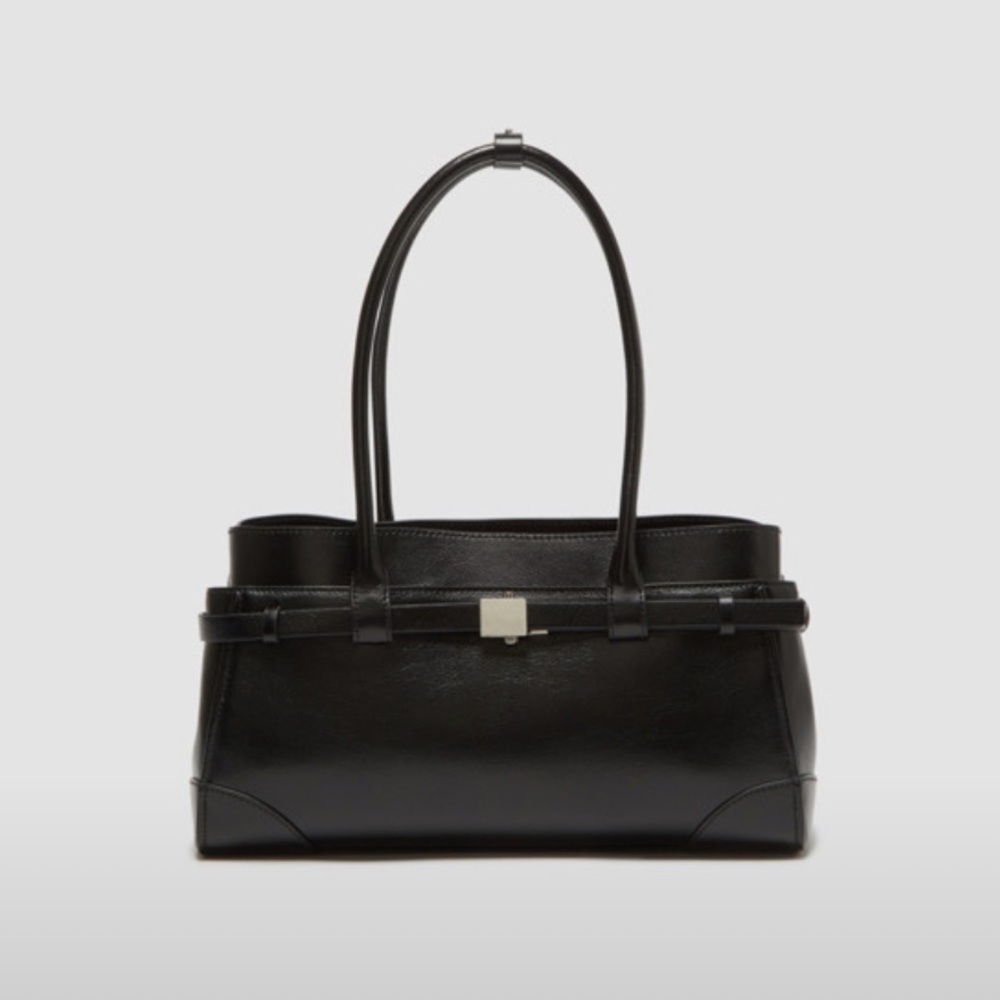 Couronne Bonheur 32 Shoulder Bag